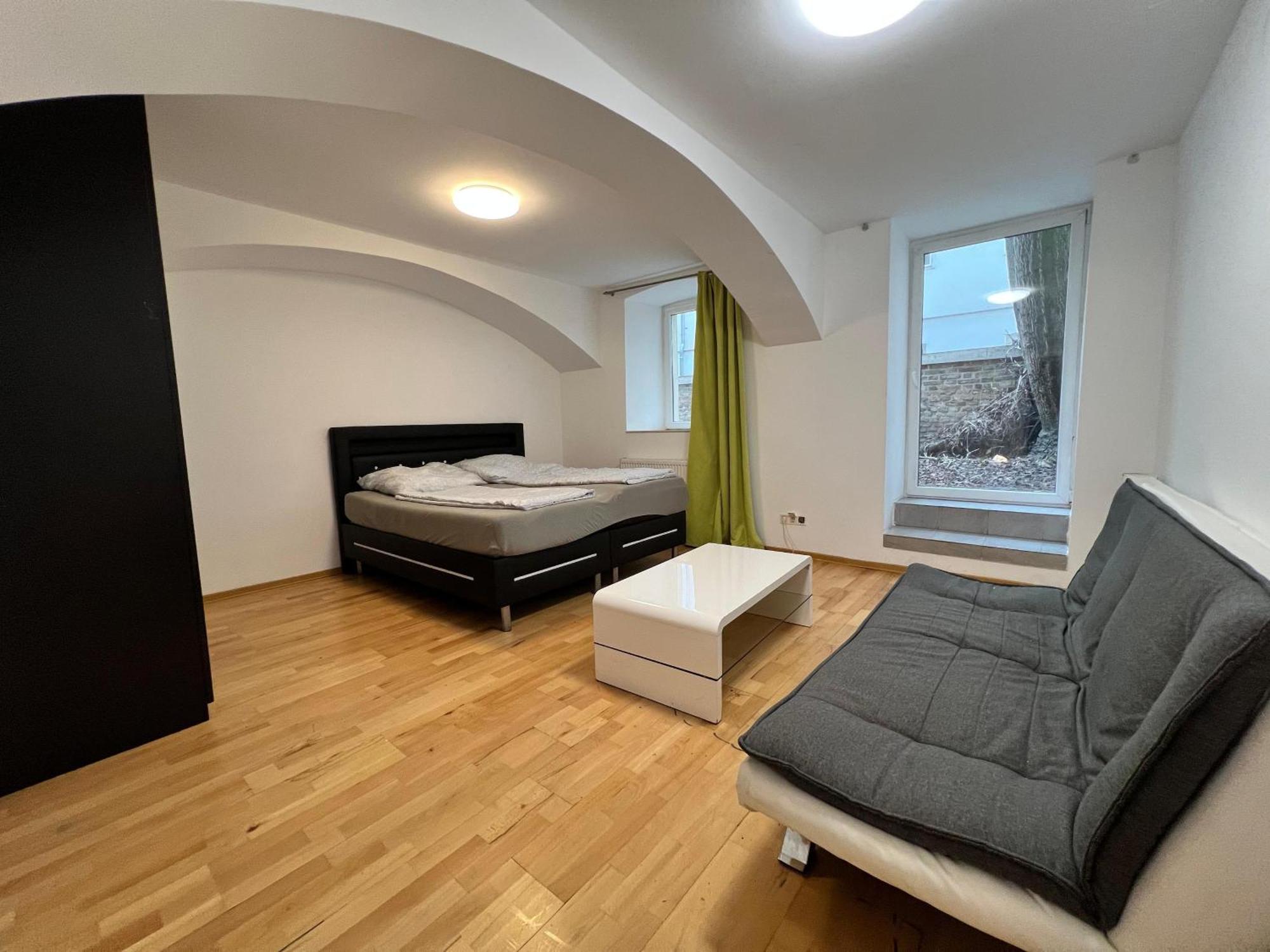 וינה Cozy Studio Apt - Near Prater Ferris Wheel מראה חיצוני תמונה
